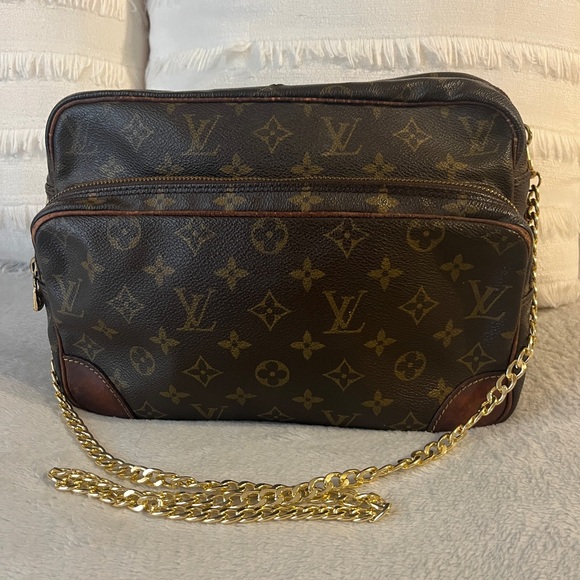 Louis Vuitton Handbags - Authentic Louis Vuitton Nile monogram crossbody bag